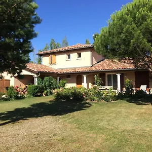 Bed & Breakfast Le Paradis De La Provence, Saint-Cyr-sur-le-Rhone